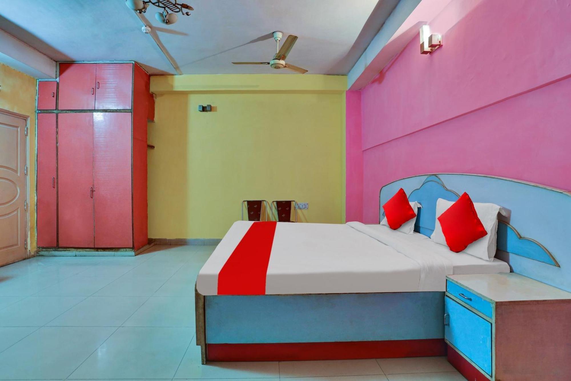 Hotel O Abhishek Residency New Delhi Eksteriør billede