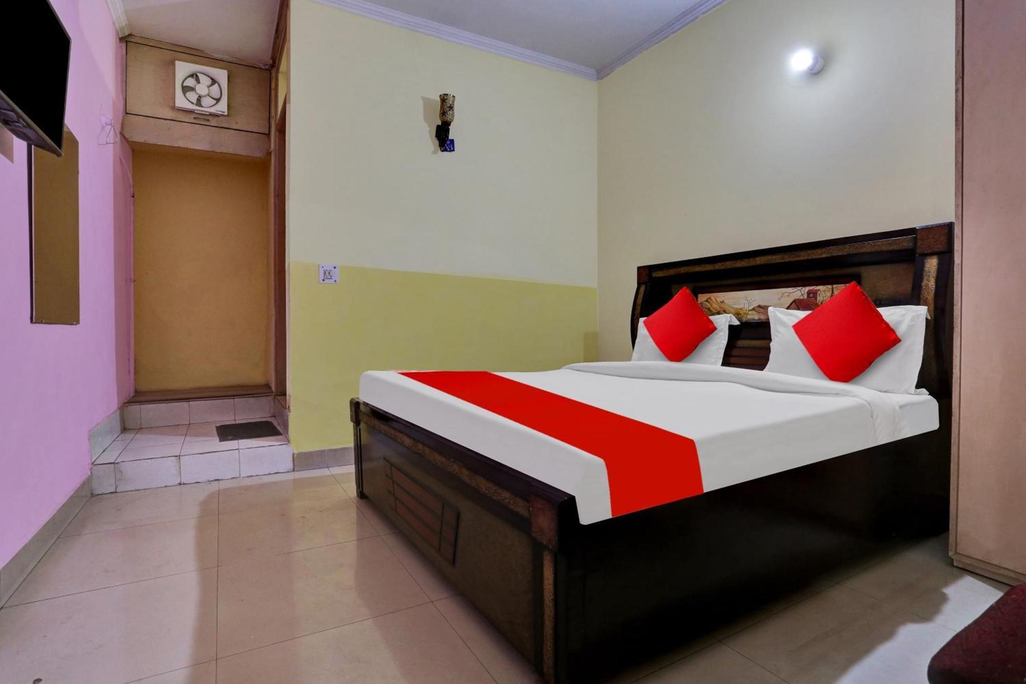 Hotel O Abhishek Residency New Delhi Eksteriør billede