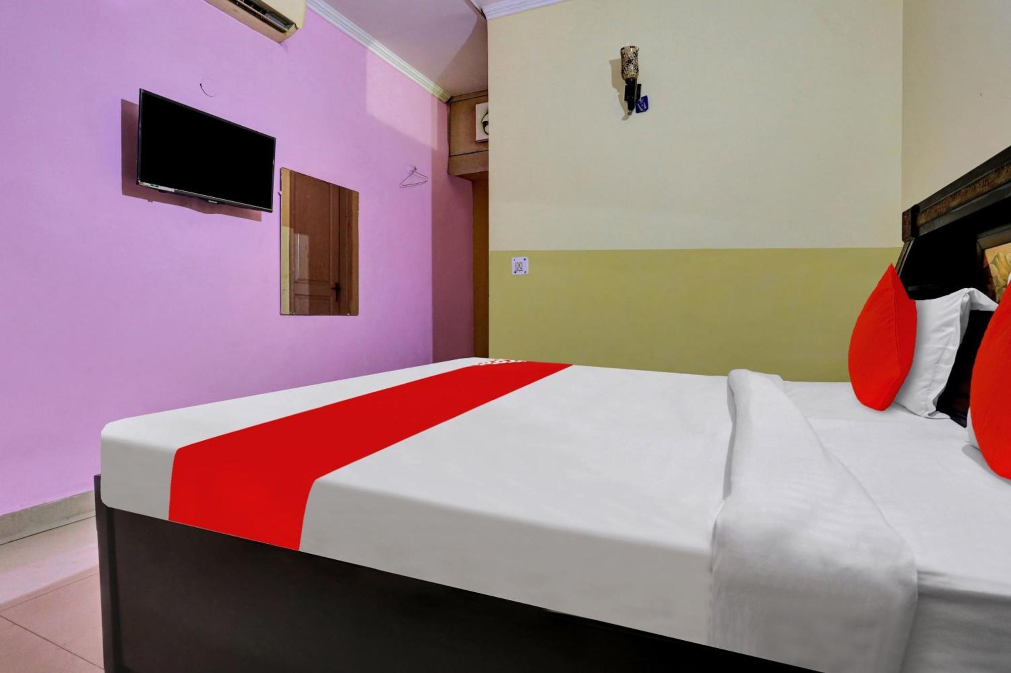 Hotel O Abhishek Residency New Delhi Eksteriør billede