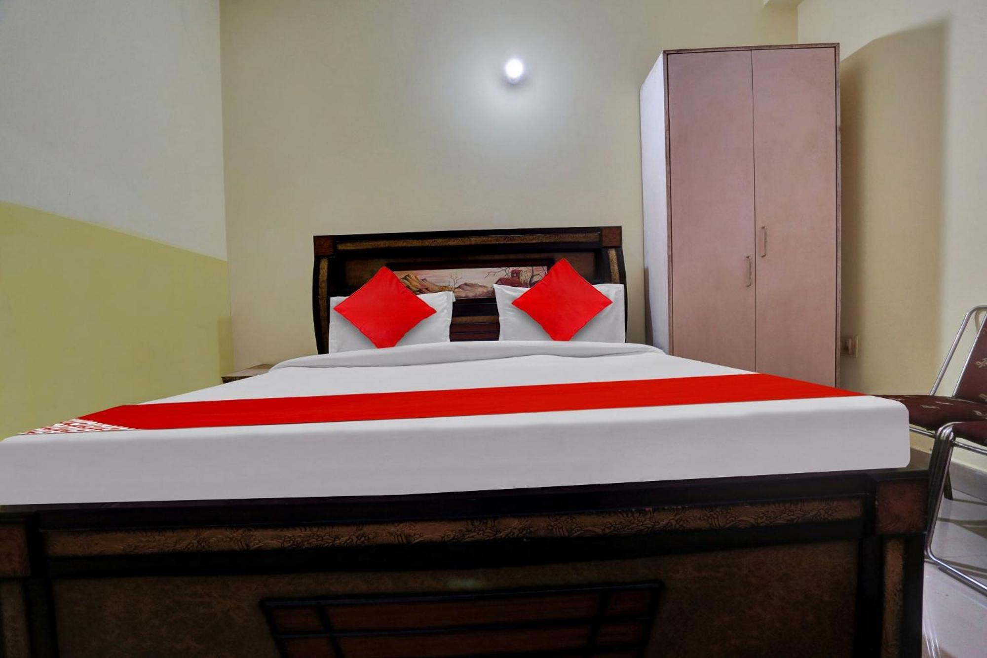 Hotel O Abhishek Residency New Delhi Eksteriør billede