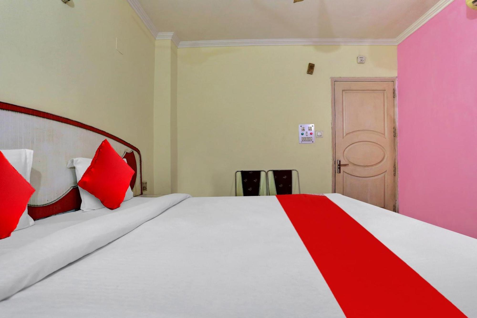 Hotel O Abhishek Residency New Delhi Eksteriør billede